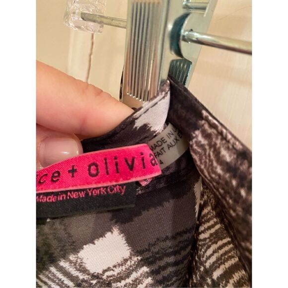 Alice + Olivia Plaid Print Wide Leg Pants size 4 - Picture 7 of 8